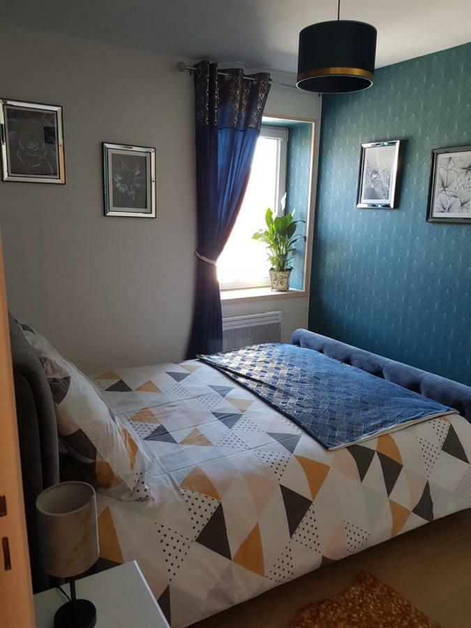 221B Chic Et Colore !!! Шатору Экстерьер фото